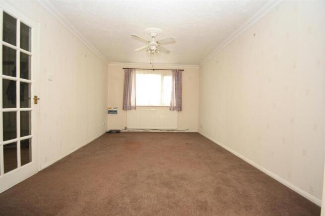 lounge.JPG