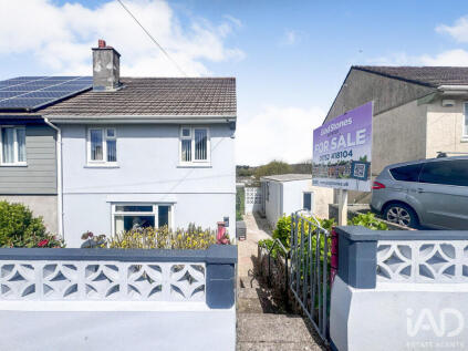 Shortwood Crescent, Plymouth, PL9 Spacious Semi Detached Family Home in Plymstock