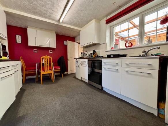 Kitchen / Diner