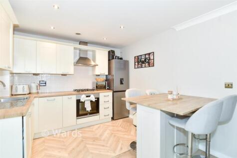 Ingram Close, Larkfield, Aylesford, Kent