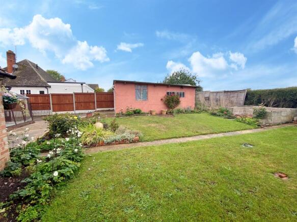 Detached Garage