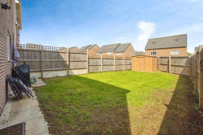 4 bed Detached for sale Image 4