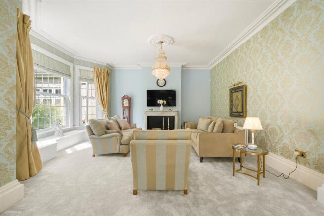 Oathall Road, Haywards Heath, West Sussex, RH16 photo 4