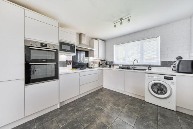 Harrier Close, Cottesmore photo 2