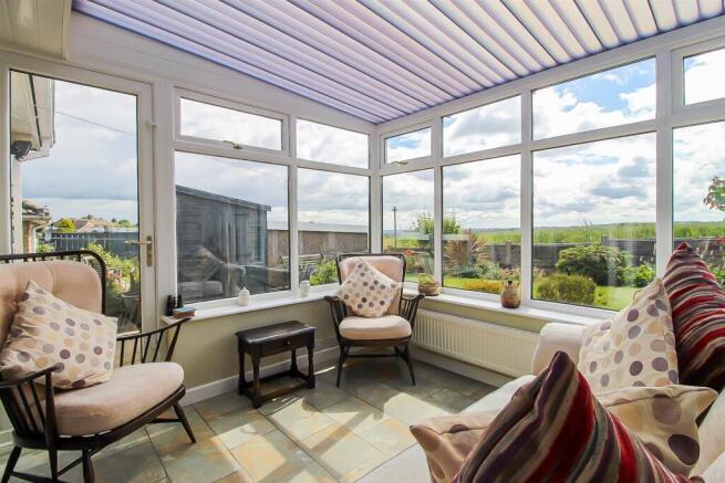 2 bed Semi-Detached Bungalow for sale Image 5