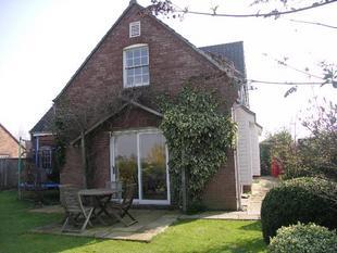 THE PROPERTY