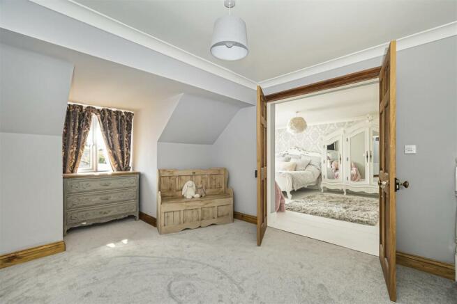 2 Cleveland Close27.jpg