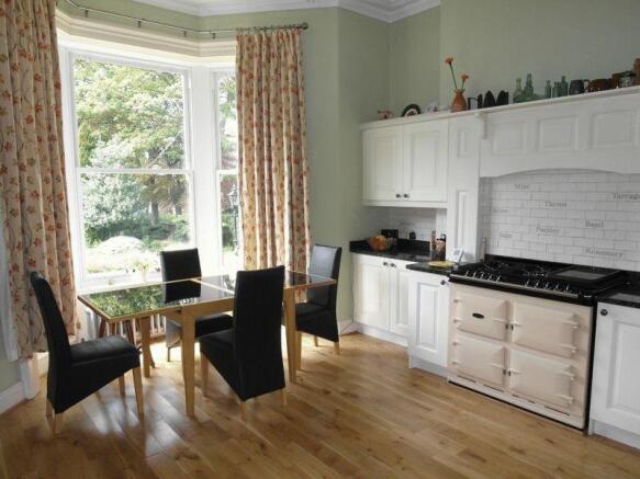 Kitchen/Dining Room