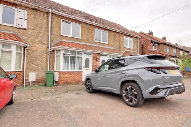 2 bed Terraced for sale Image 12
