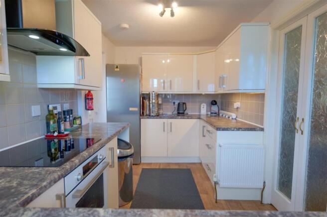 3 bed Bungalow for sale Image 7