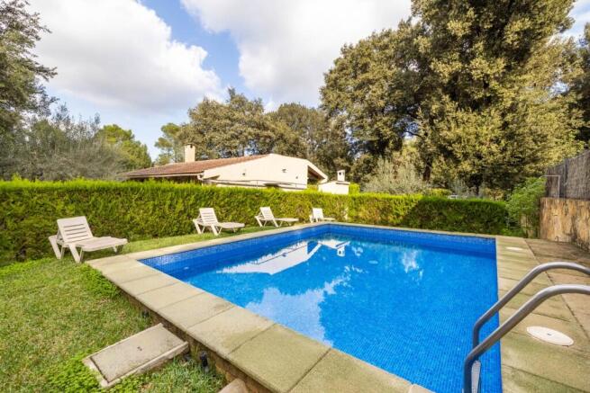 Pool (1)