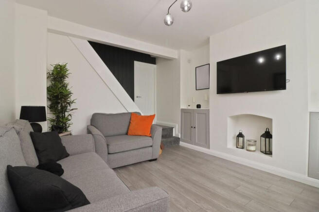 2 bed Terraced for sale Image 5