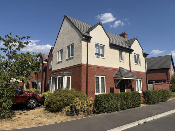 3 Bedroom Semi Detached for Sale