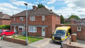 4, Lindsey Close, Walton, Peterborough PE4 6HL