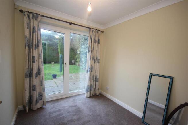 small reception room.JPG