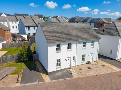 Molyneux Drive, Crediton, EX17