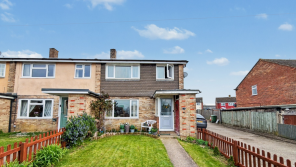 14, Woodpiece Road, Bicester OX25 1PJ