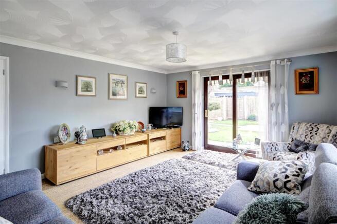 Sitting Room 2.jpg