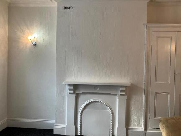 Living Room.jpg 1.jpg