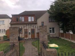 27a, Middle Mead, Rochford SS4 1RJ