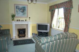 Sitting/dining room