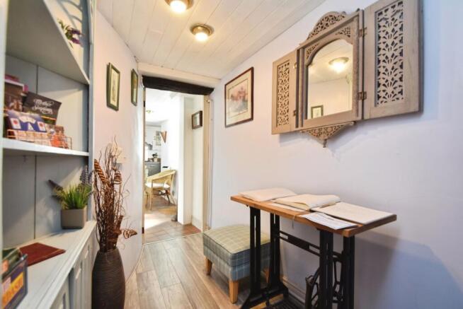 2 bed End of Terrace for sale Image 8