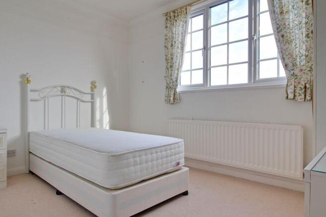 Bedroom 2 (Double)
