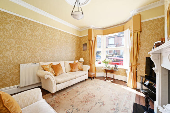 3 bed Terraced for sale Image 6