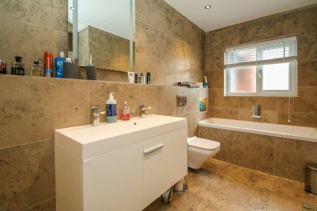 En Suite Bathroom 1