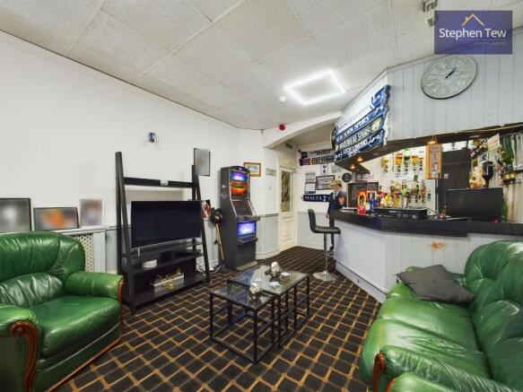 Guest Reception/Dining Room/Bar