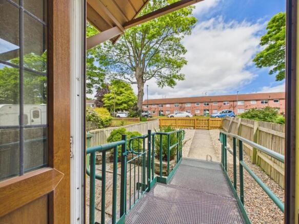 3 bed House for sale Image 12