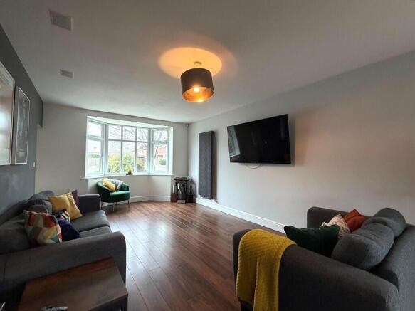 processed-0C2B26E...