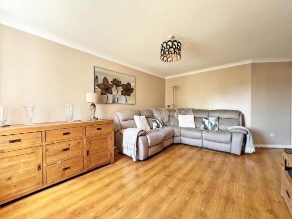 3 bed Detached for sale Image 4