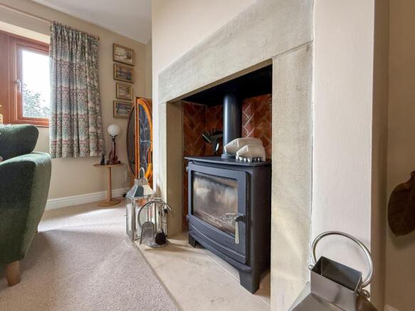 3 bed Semi-Detached for sale Image 8