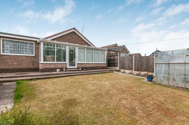 2 bed Detached Bungalow for sale Image 9