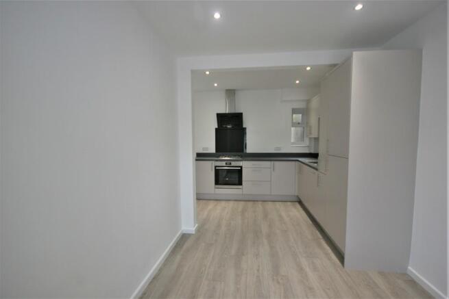 Kitchen dining 