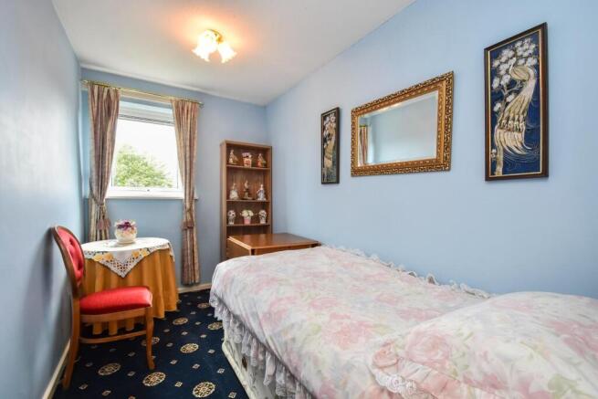 2 bed Apartment for sale Image 12