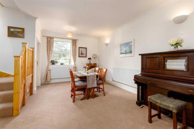 Living/Dining Room
