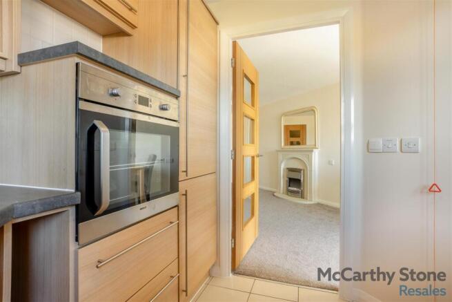 1 bed Apartment for sale Image 9