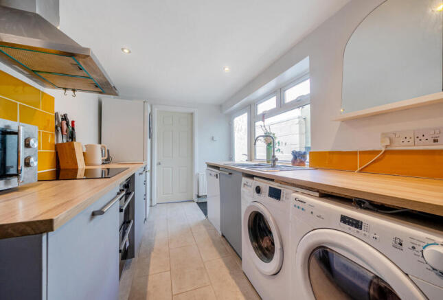 1402503-7-697201c...