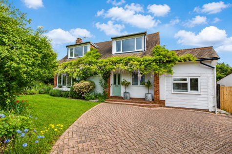 Wheatfield Way, Cranbrook