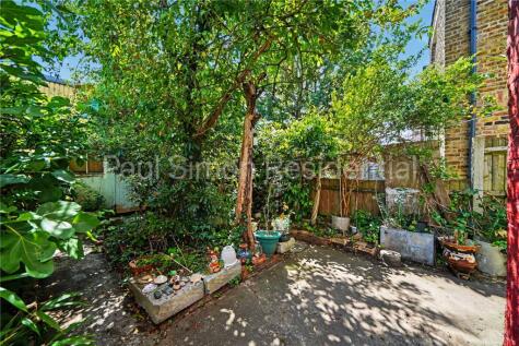 Effingham Road, London, N8