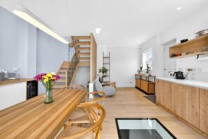 34, Sheringham Road, London N7 8NX