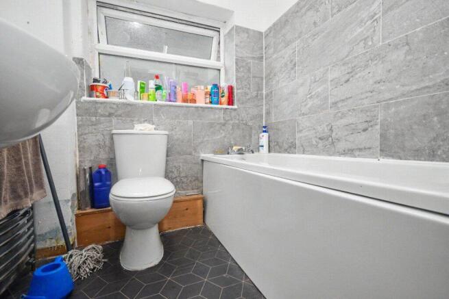 2 bed Semi-Detached for sale Image 6