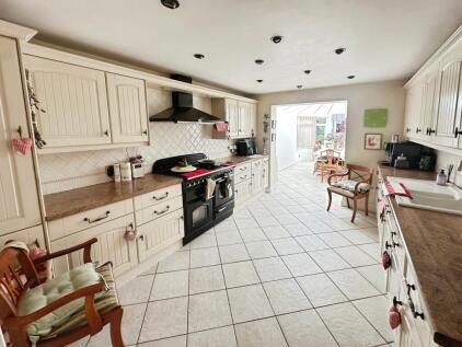 Meadow Lane, Wolverhampton, WV5