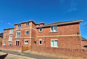 10, Brooklands, Queens Road, Freshwater PO40 9FQ