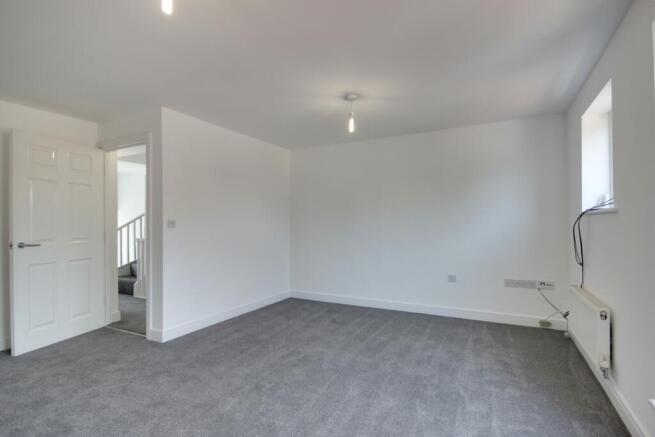 3 bed Town House for sale Image 12