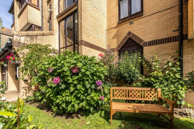 Belbourne Court4.jpg