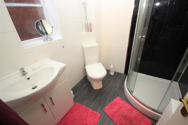 ensuite 1.JPG