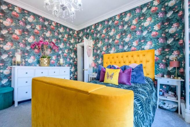 Family/Bedroom